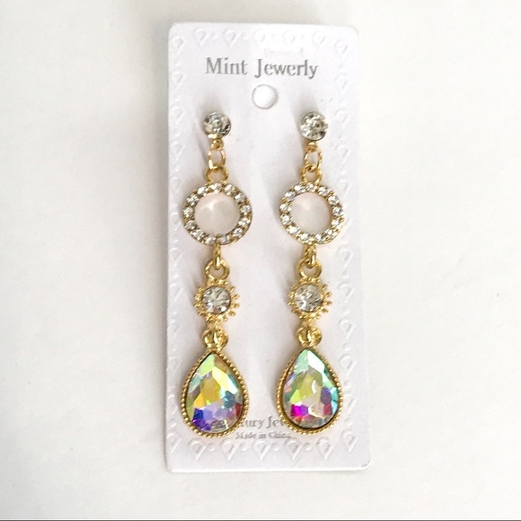 Rhinestone Gold Costume Jewelry Pierced Earrings - Picture 2 of 3